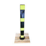 Poteau - Aluminium - Peinture cuite noire - Bandes grade diamant jaune - Base basculante orientable - 4x4x48 - STANDARD IZ