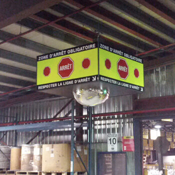 STANDARD - Anti-collision - 18" mirror - Box with Stop sign - Engineer grade glossy laminate - 24x24x12