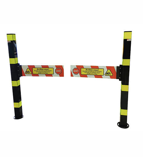 Post - Aluminum - Black baked on paint - Yellow diamond grade vinyl strips - 4x4x60 - STANDARD IZ - Image 2