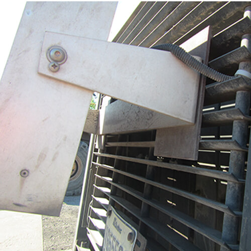 Boitier Lumineux sur véhicule lourd - DISTANCE À RESPECTER 50 PIEDS - Aluminium et acrylique - Recto - Alimentation 24V - 24x15x5.25 - STANDARD – Image 3